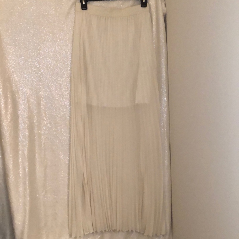 White, pleated maxi skirt